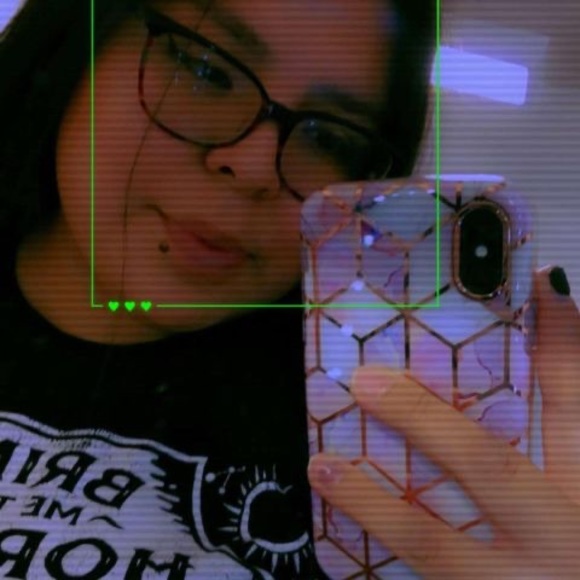 Meet your Posher, Timberlee - Picture 1 of 1